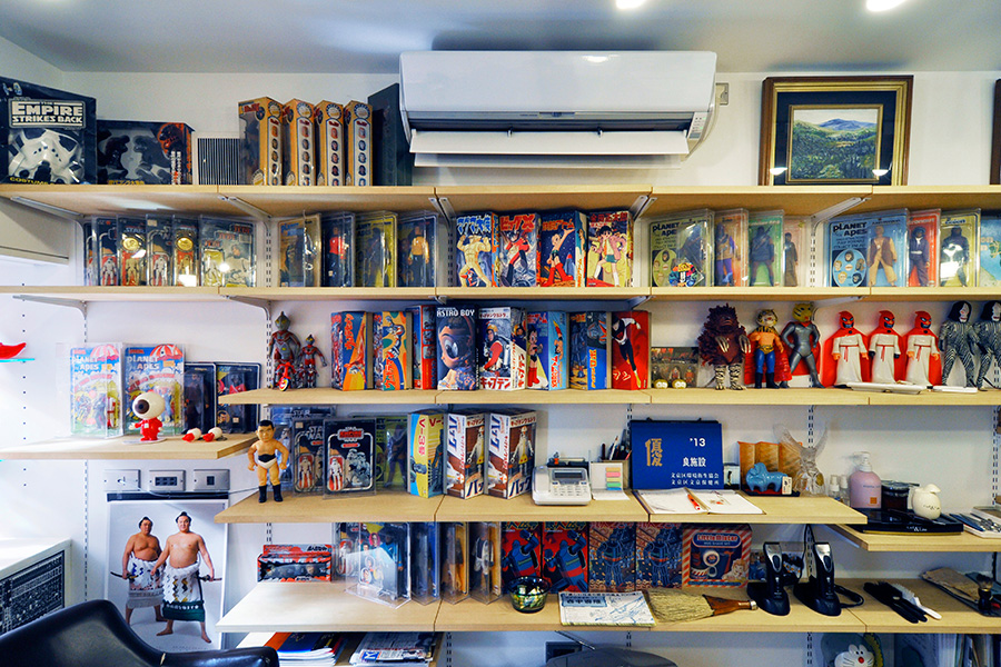フィギュアたちと暮らす家明るい部屋で自然に、気持ちは前向きに | Hobby | 100%LiFE