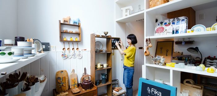 満足度は120％3層吹抜けのお店と一体化した“とても住み心地のいい家”